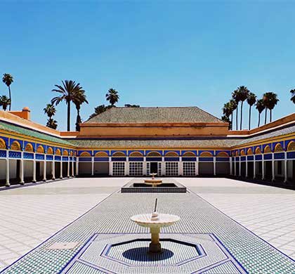 Marrakech Guided Tour Bahia Palace Saadian Tomb Souk & Medina